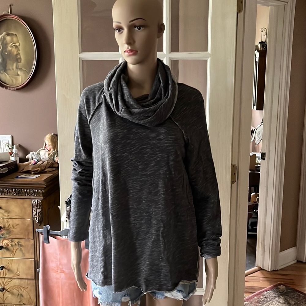 Cute Free People Top